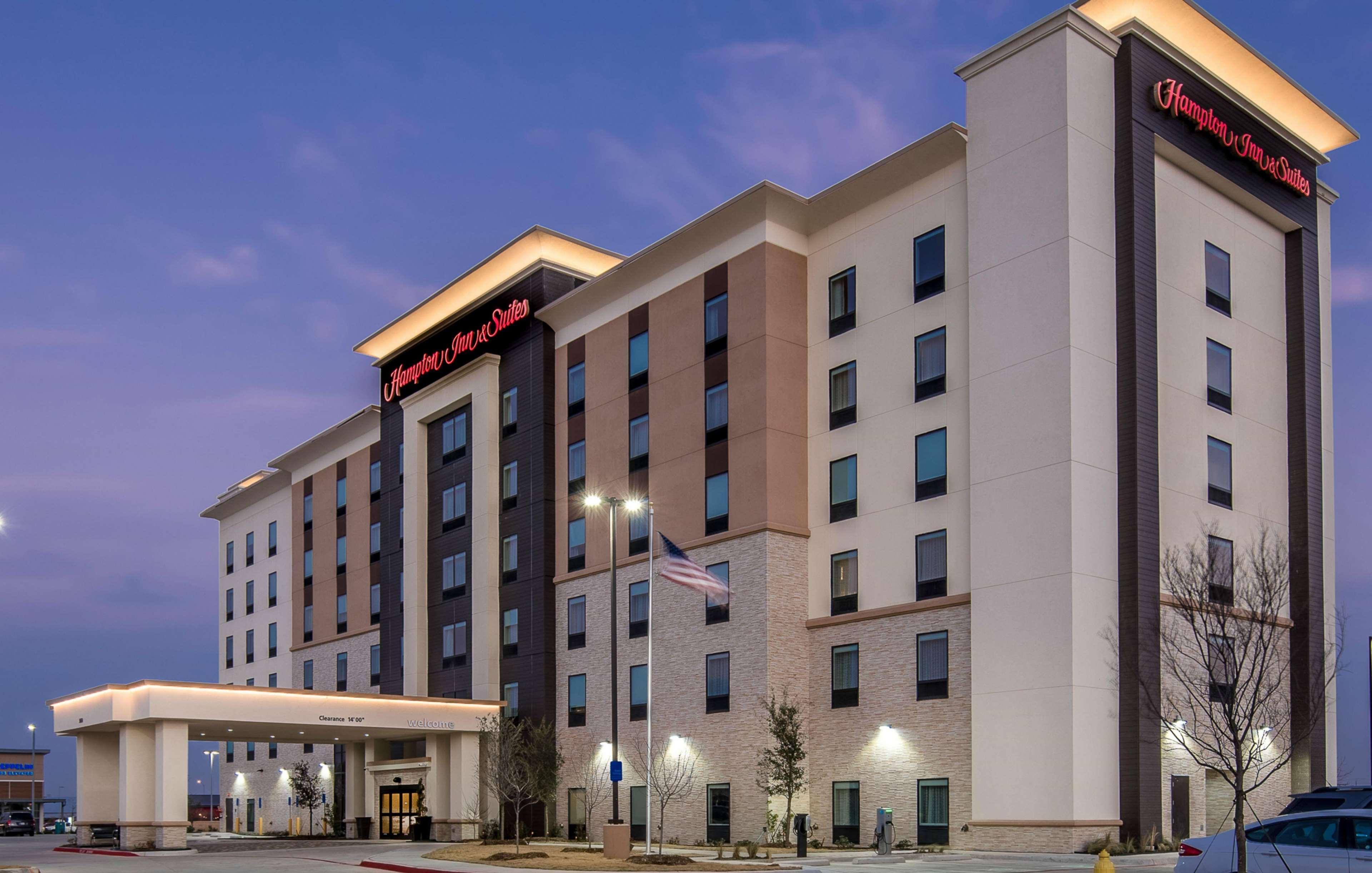 Hampton Inn & Suites Dallas-The Colony Exterior foto